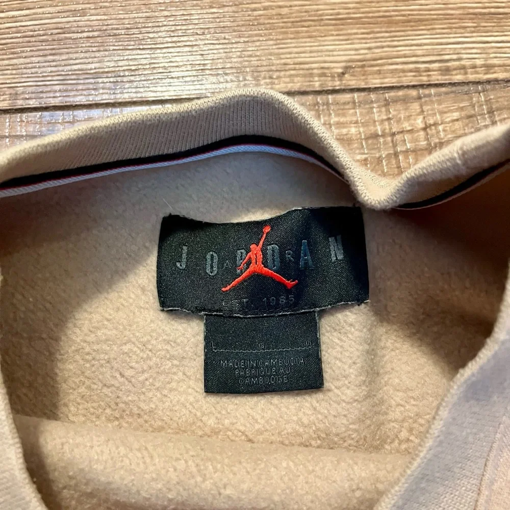 Jordan Flight MVP Men's Beige Crewneck Sweatershirt